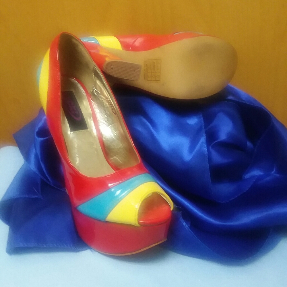 Heels In Great Condition! Make An Offer Today! - Picture 4 of 5